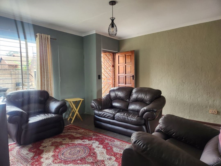 3 Bedroom Property for Sale in Edleen Gauteng