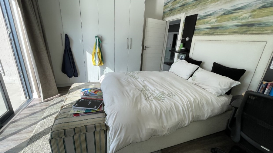 To Let 5 Bedroom Property for Rent in Greenstone Hill Gauteng