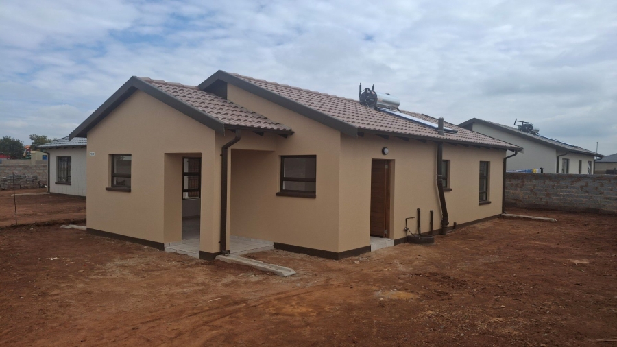3 Bedroom Property for Sale in Crystal Park Gauteng