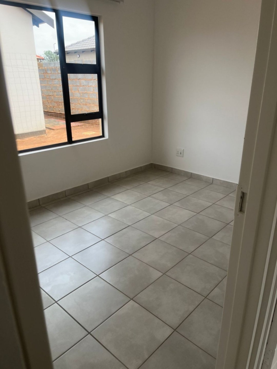 3 Bedroom Property for Sale in Crystal Park Gauteng