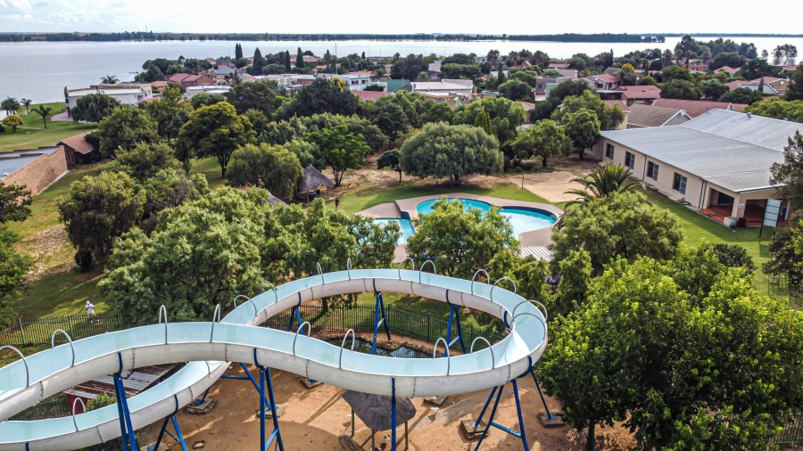 2 Bedroom Property for Sale in Vaal Marina Gauteng