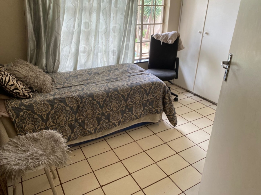 3 Bedroom Property for Sale in Dersley Gauteng