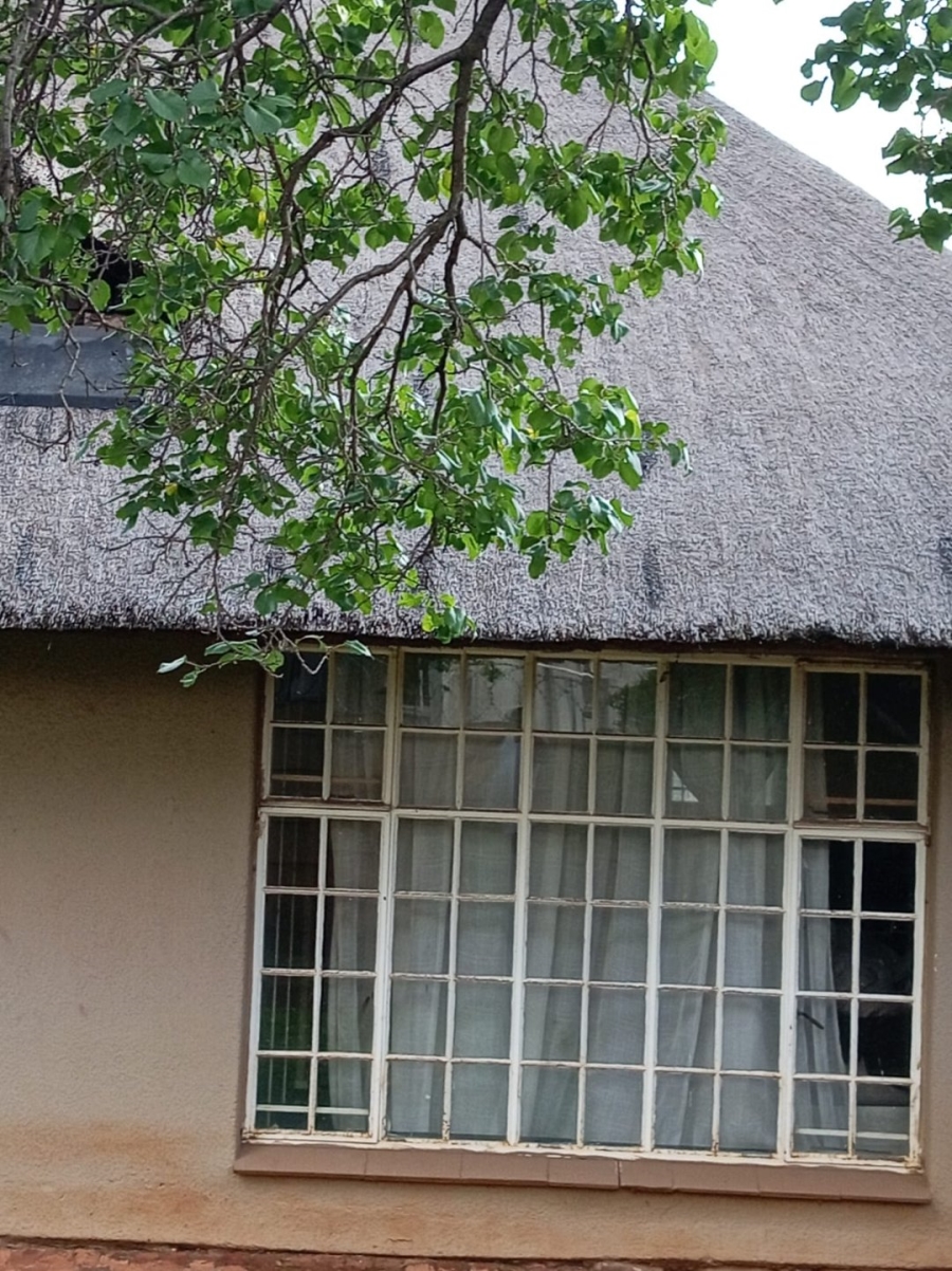 3 Bedroom Property for Sale in Dersley Gauteng