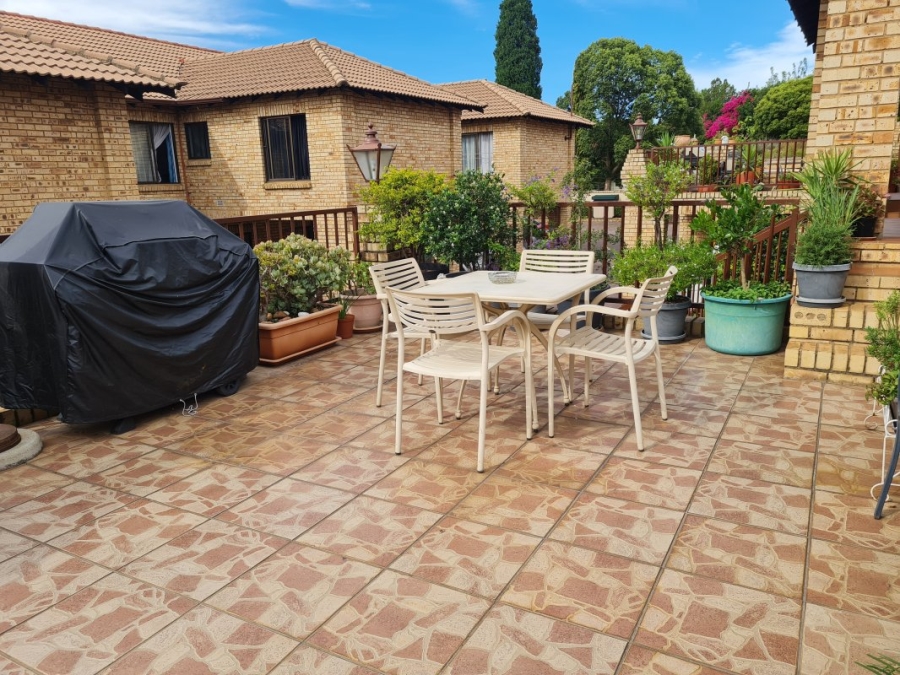 2 Bedroom Property for Sale in Eastleigh Gauteng