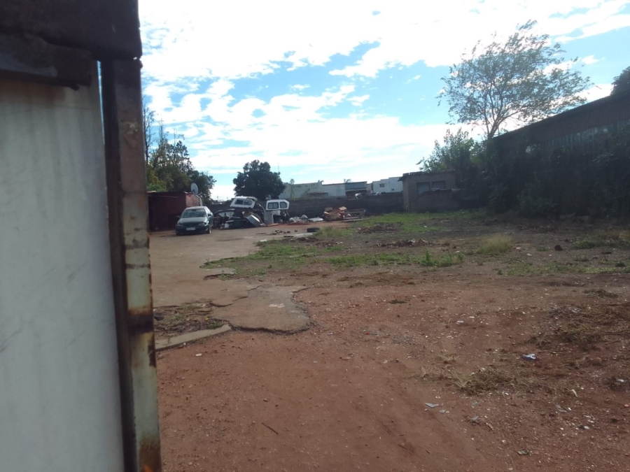 Commercial Property for Sale in Moshoeshoe Gauteng