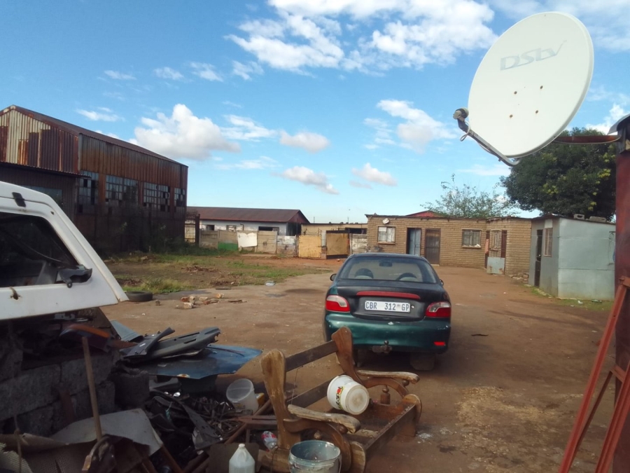 Commercial Property for Sale in Moshoeshoe Gauteng