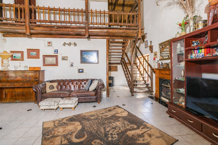 5 Bedroom Property for Sale in Chartwell Gauteng