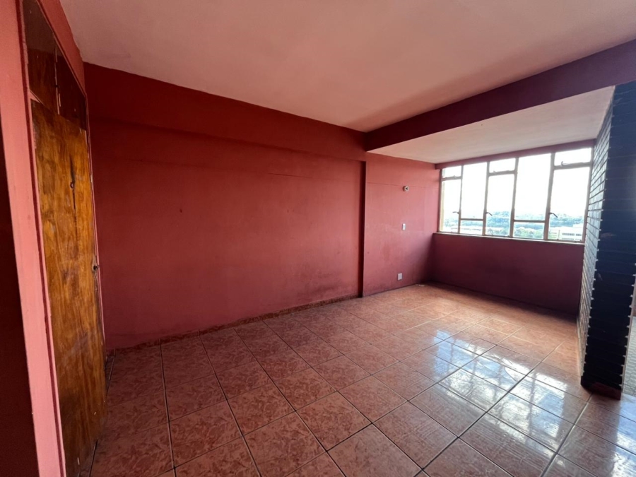 1 Bedroom Property for Sale in Pretoria Central Gauteng