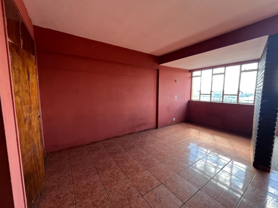 1 Bedroom Property for Sale in Pretoria Central Gauteng