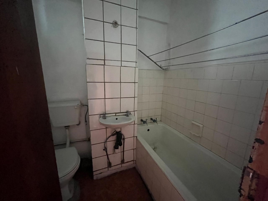 1 Bedroom Property for Sale in Pretoria Central Gauteng