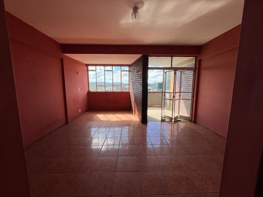 1 Bedroom Property for Sale in Pretoria Central Gauteng