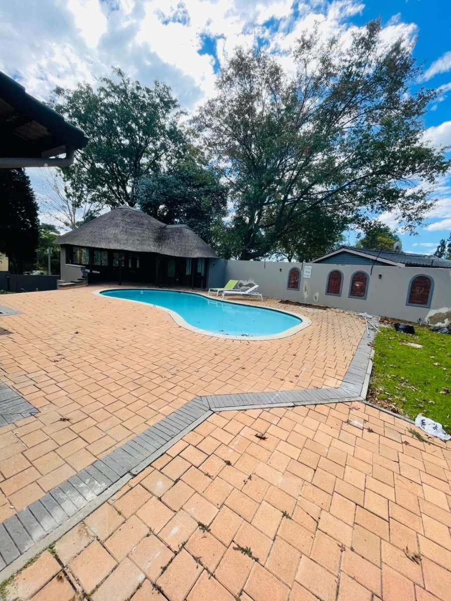 6 Bedroom Property for Sale in Rivonia Gauteng