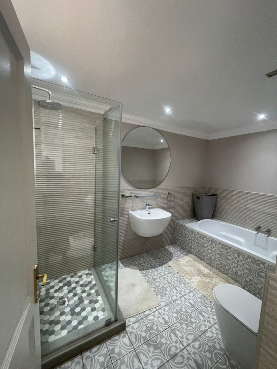 6 Bedroom Property for Sale in Rivonia Gauteng