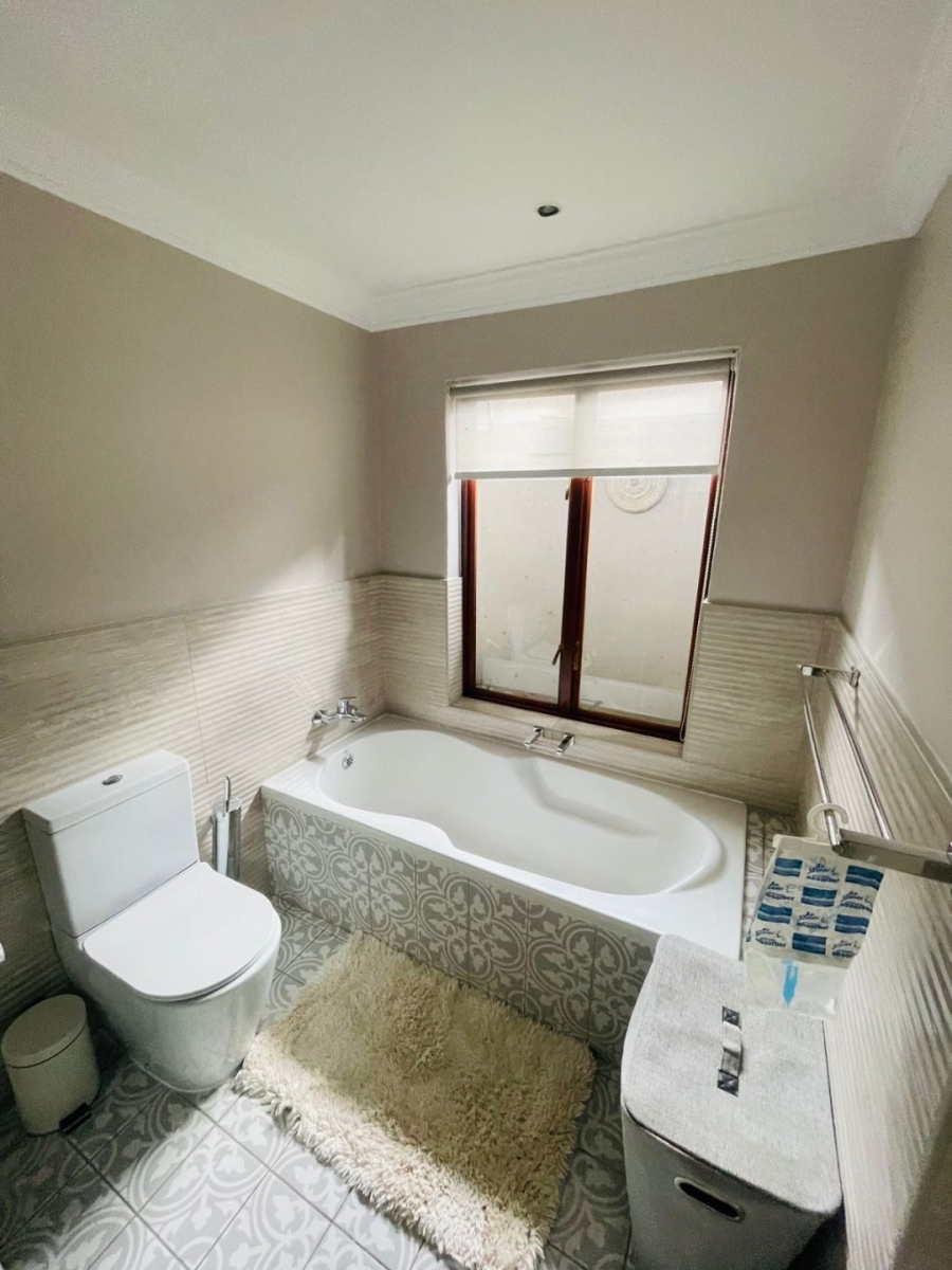 6 Bedroom Property for Sale in Rivonia Gauteng