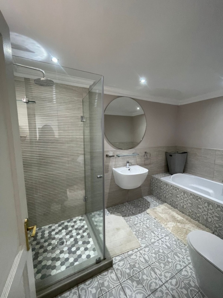 6 Bedroom Property for Sale in Rivonia Gauteng