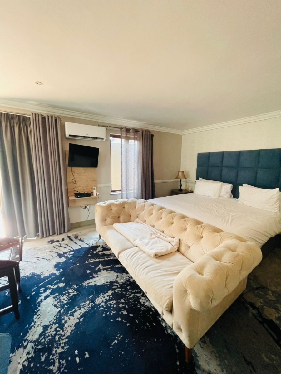 6 Bedroom Property for Sale in Rivonia Gauteng