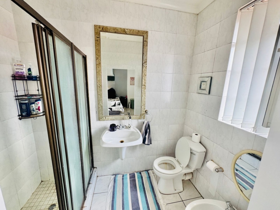 5 Bedroom Property for Sale in Primrose East Gauteng
