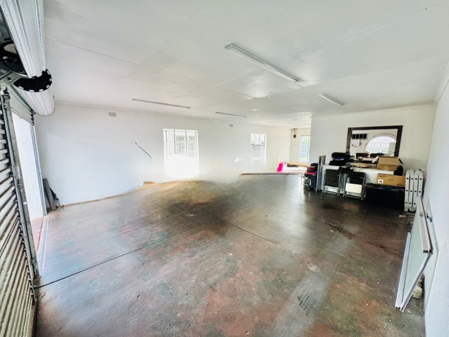 5 Bedroom Property for Sale in Primrose East Gauteng