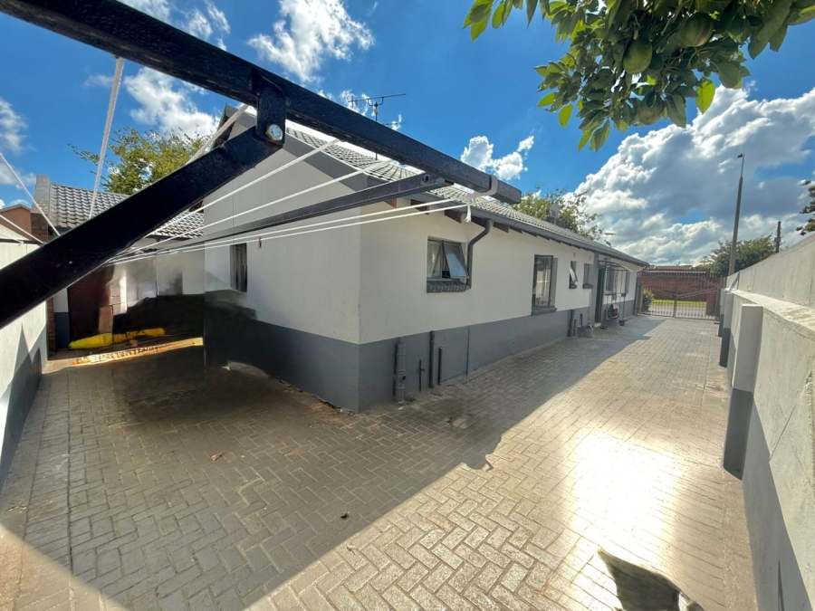 3 Bedroom Property for Sale in Davidsonville Gauteng