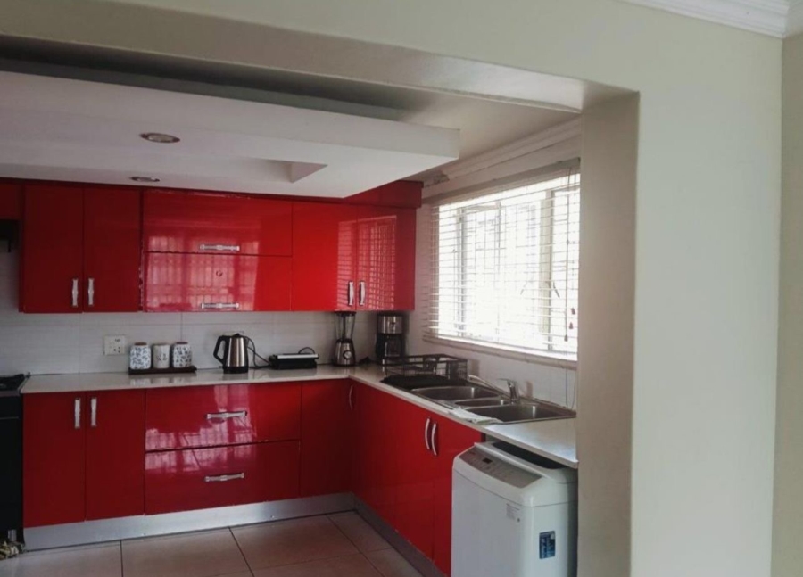 4 Bedroom Property for Sale in Heuweloord Gauteng