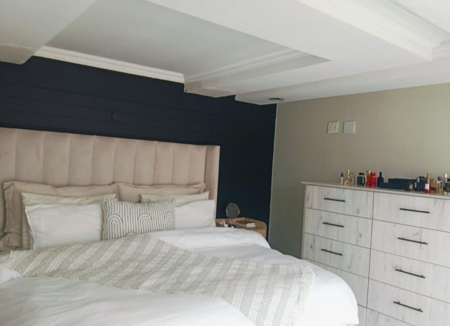 4 Bedroom Property for Sale in Heuweloord Gauteng