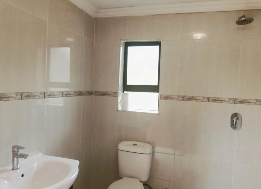 4 Bedroom Property for Sale in Heuweloord Gauteng