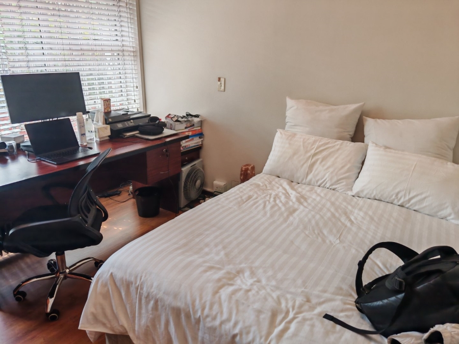6 Bedroom Property for Sale in De Wetshof Gauteng