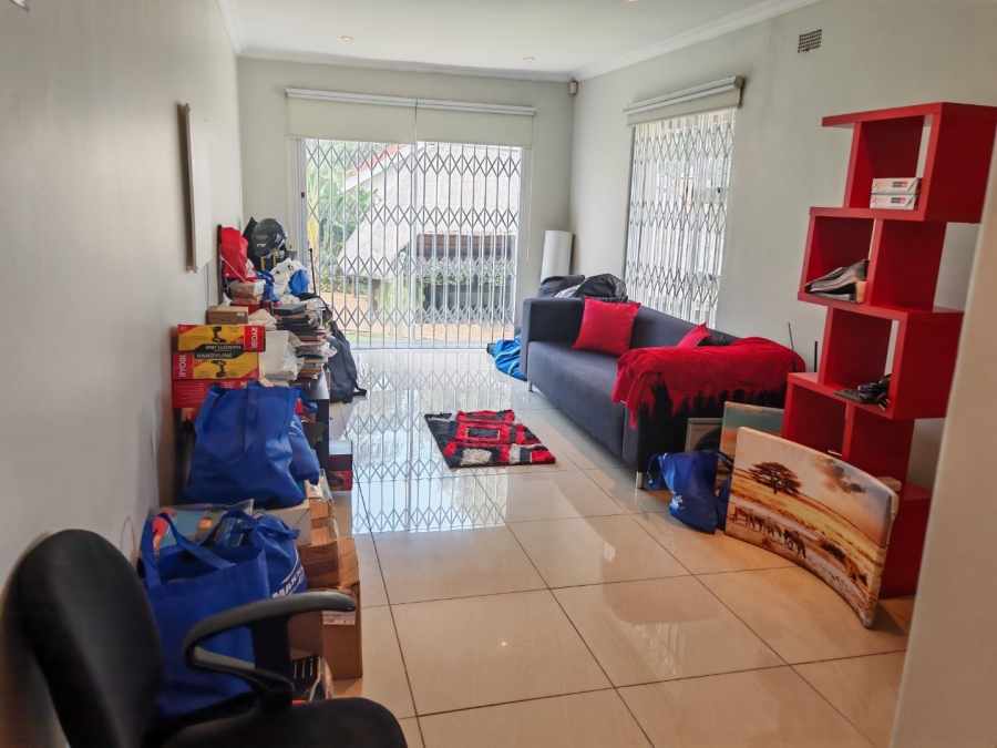 6 Bedroom Property for Sale in De Wetshof Gauteng