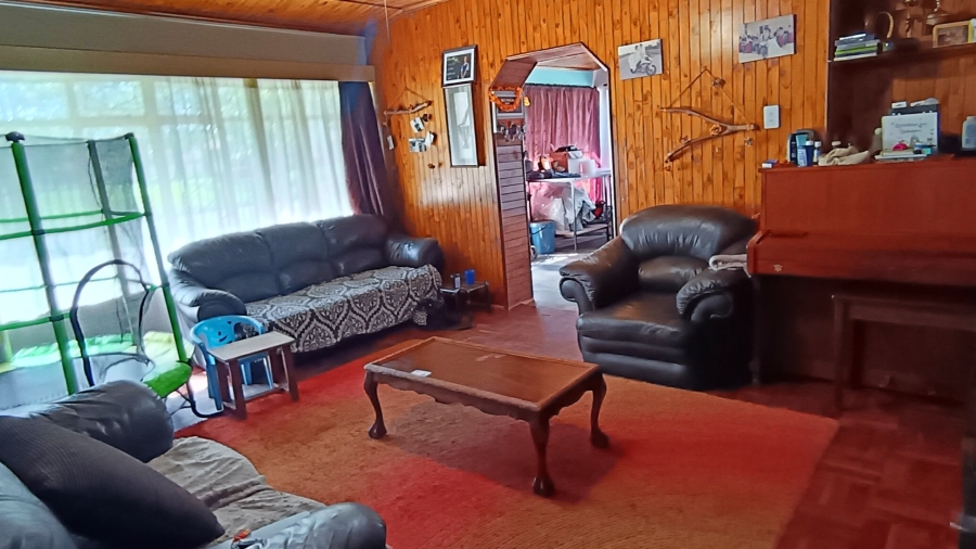 4 Bedroom Property for Sale in Vanderbijlpark CW 5 Gauteng