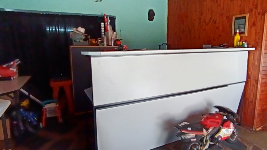 4 Bedroom Property for Sale in Vanderbijlpark CW 5 Gauteng