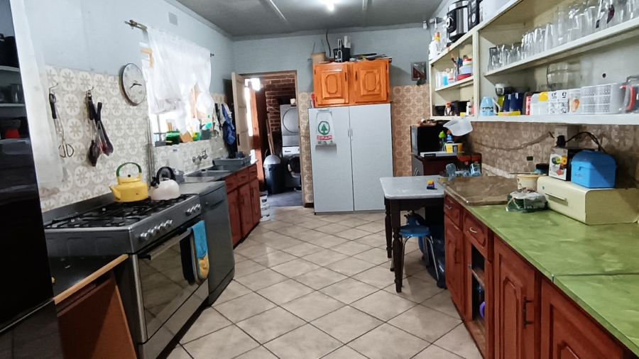 4 Bedroom Property for Sale in Vanderbijlpark CW 5 Gauteng