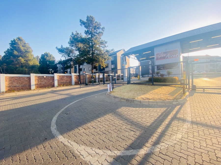 To Let 2 Bedroom Property for Rent in Glen Austin Gauteng