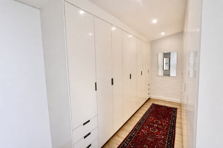  Bedroom Property for Sale in Midstream Estate Gauteng