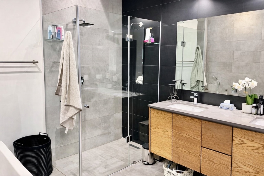  Bedroom Property for Sale in Midstream Estate Gauteng