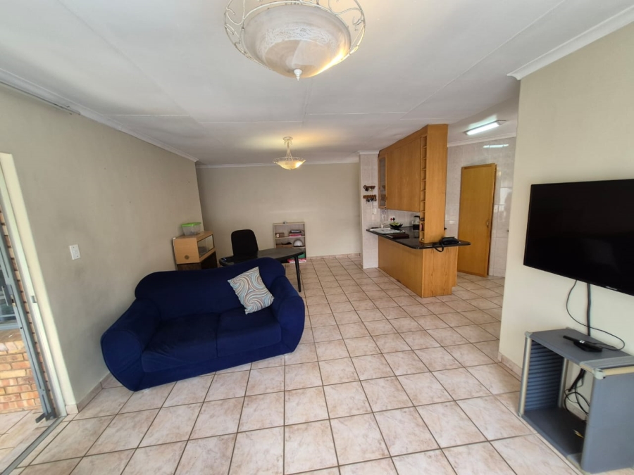 To Let 3 Bedroom Property for Rent in Rooihuiskraal North Gauteng