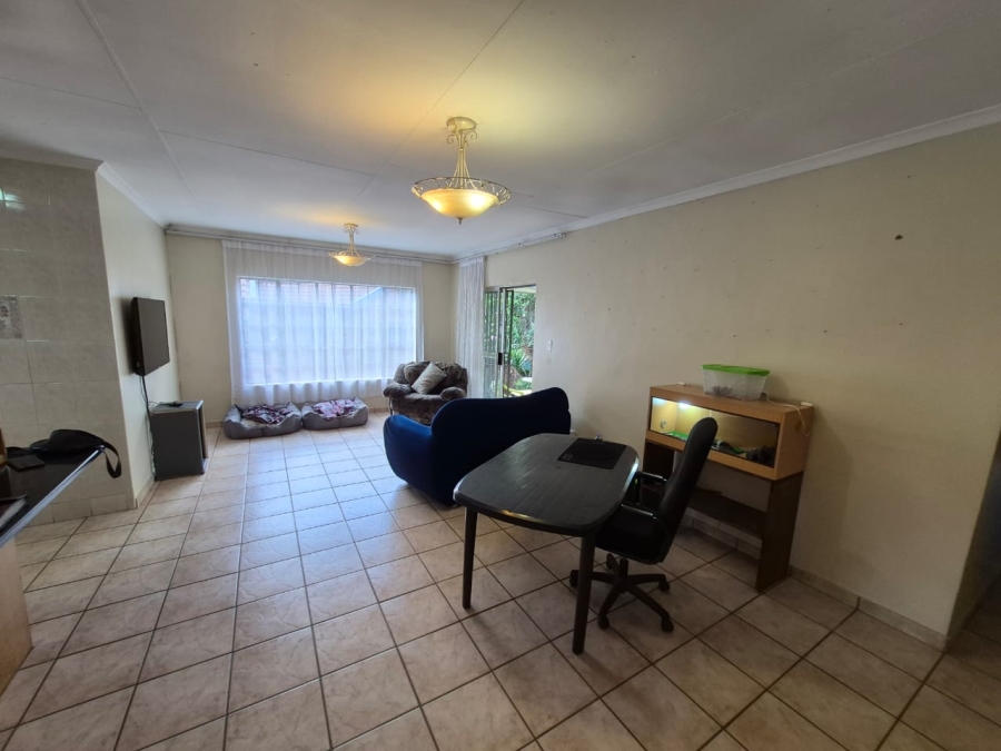 To Let 3 Bedroom Property for Rent in Rooihuiskraal North Gauteng