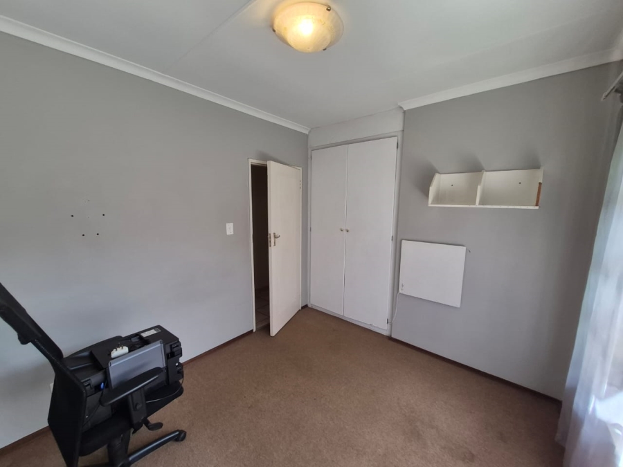 To Let 3 Bedroom Property for Rent in Rooihuiskraal North Gauteng