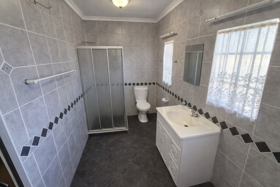 To Let 3 Bedroom Property for Rent in Rooihuiskraal North Gauteng
