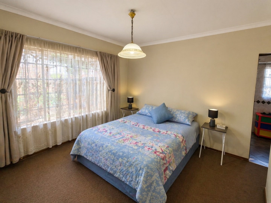 To Let 3 Bedroom Property for Rent in Rooihuiskraal North Gauteng