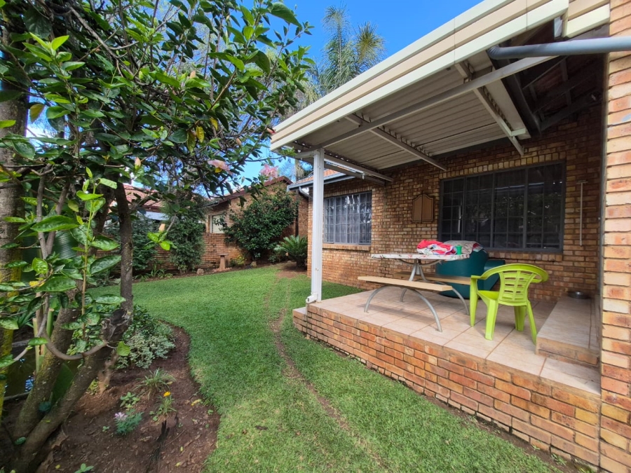 To Let 3 Bedroom Property for Rent in Rooihuiskraal North Gauteng