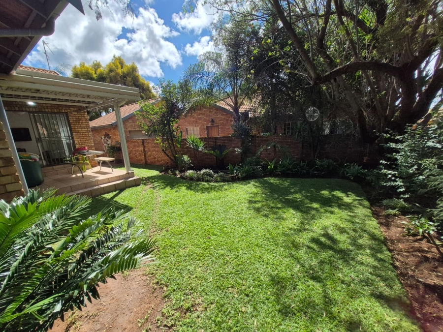 To Let 3 Bedroom Property for Rent in Rooihuiskraal North Gauteng