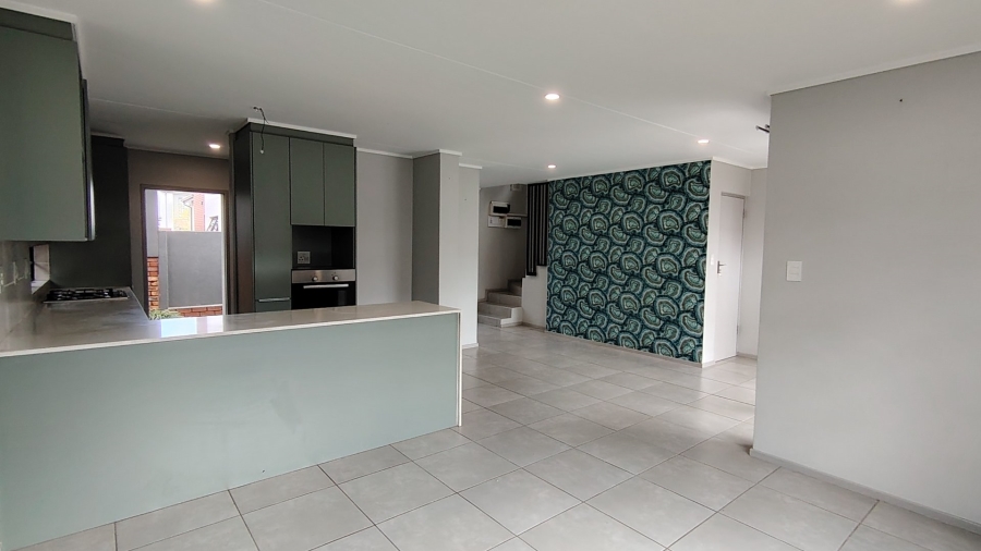 3 Bedroom Property for Sale in Amberfield Gauteng