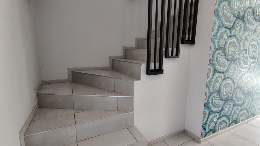 3 Bedroom Property for Sale in Amberfield Gauteng