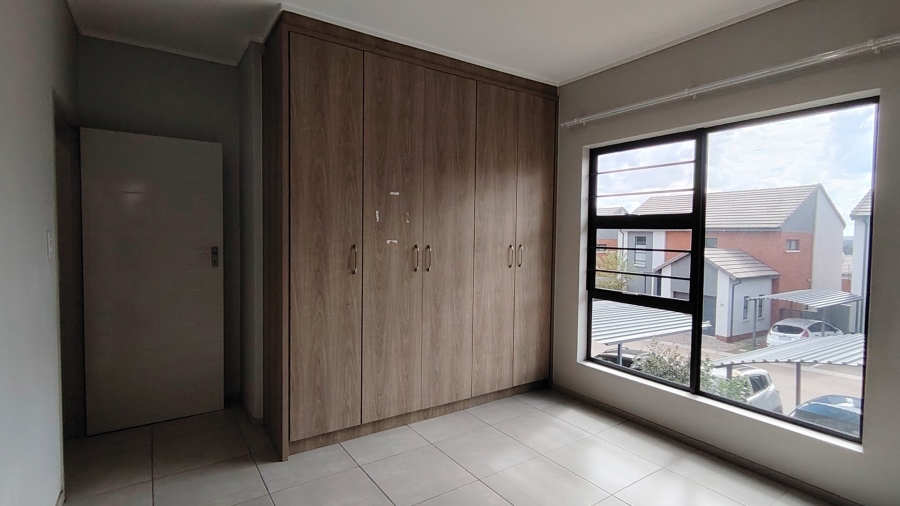 3 Bedroom Property for Sale in Amberfield Gauteng