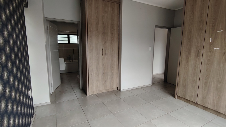 3 Bedroom Property for Sale in Amberfield Gauteng
