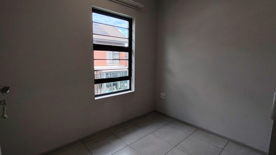3 Bedroom Property for Sale in Amberfield Gauteng