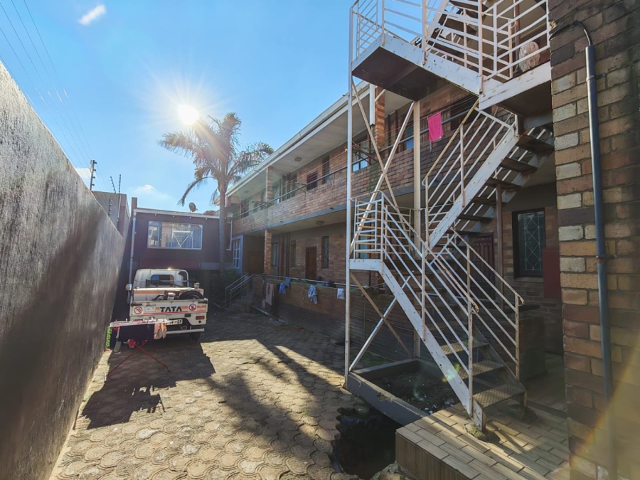 11 Bedroom Property for Sale in Rosettenville Gauteng
