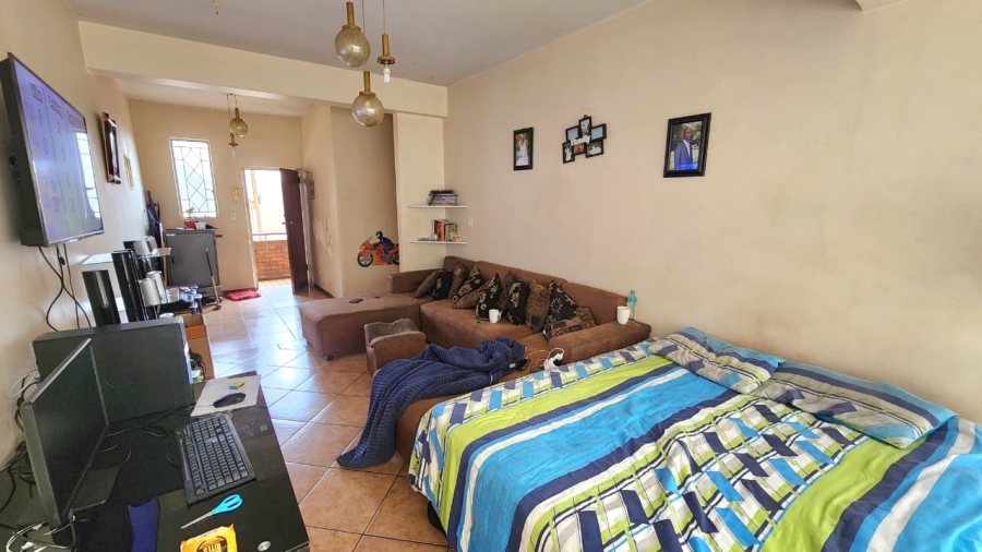 11 Bedroom Property for Sale in Rosettenville Gauteng