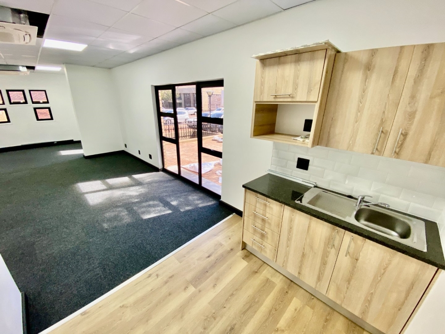 To Let Commercial Property for Rent in Lynnwood Gauteng