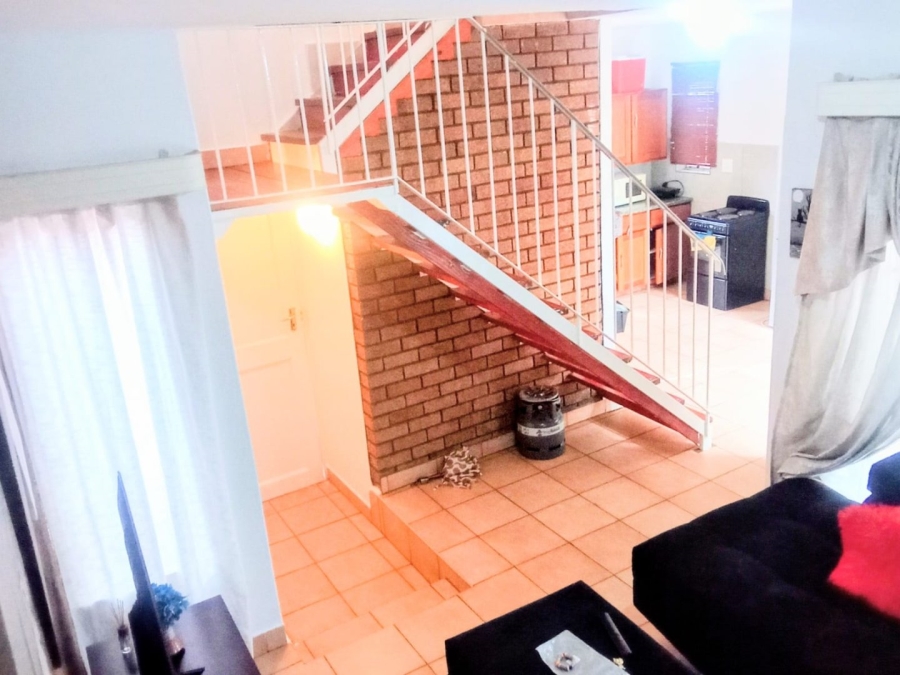 2 Bedroom Property for Sale in Pretoria North Gauteng